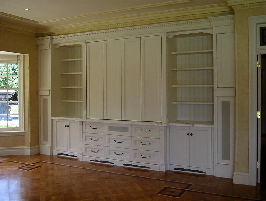 Full Ornate Media Unit