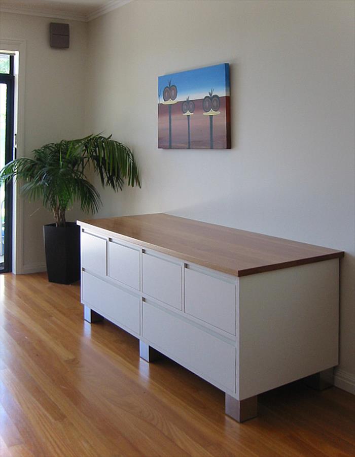 Oak Timber Drawer Unit