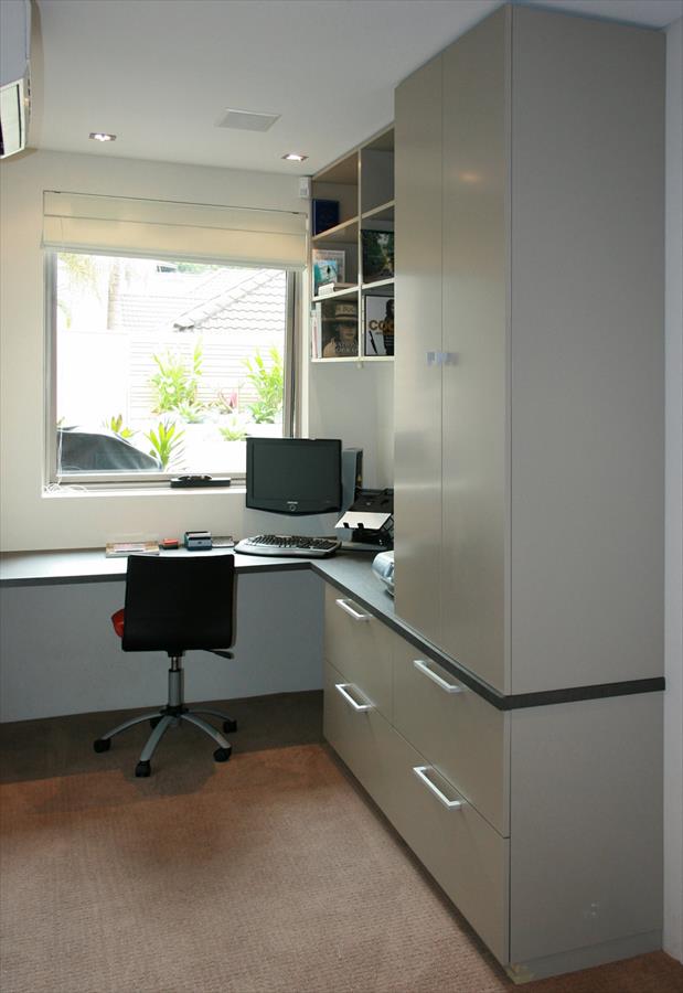 Grey Lacquer Home Office